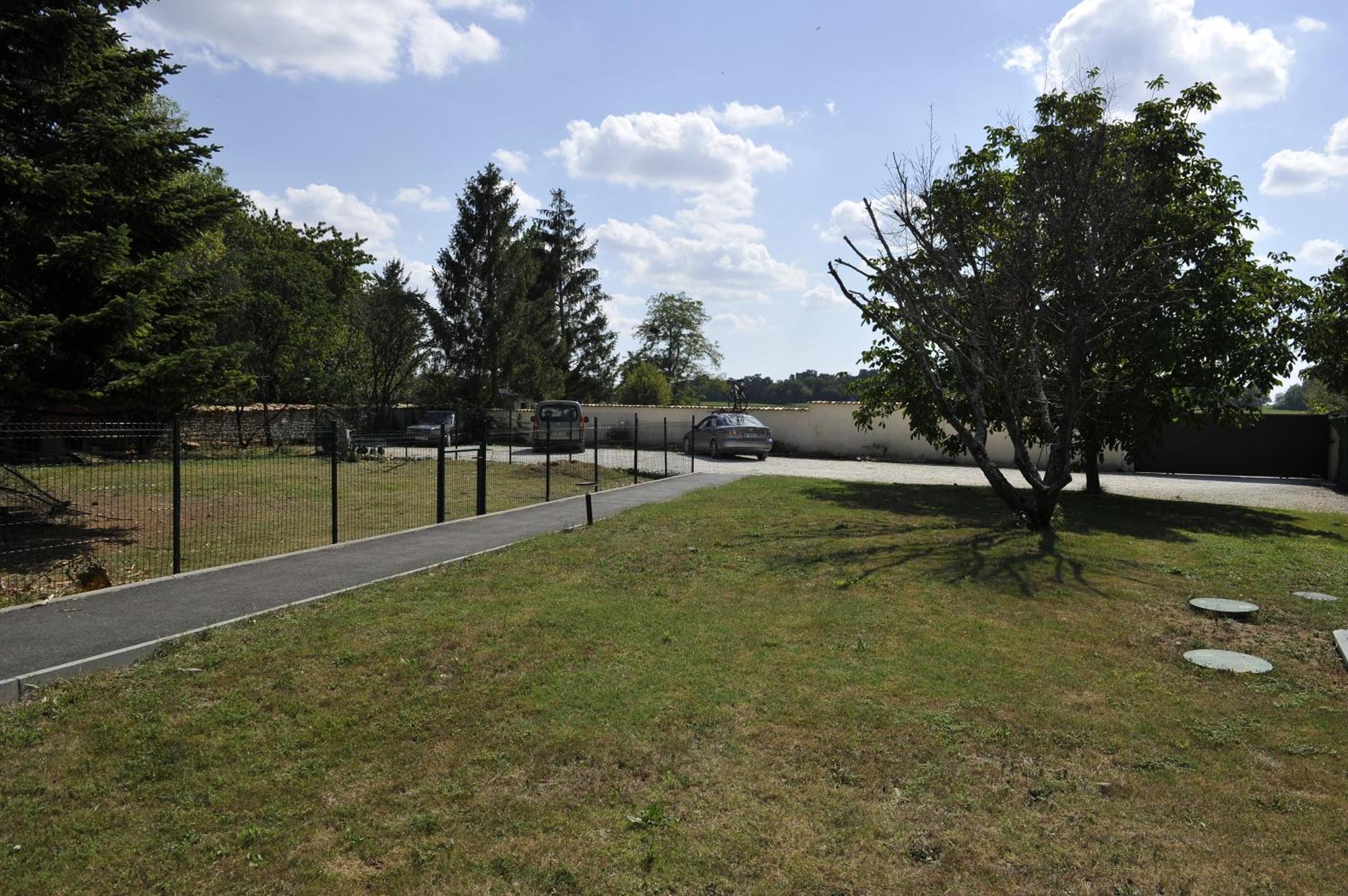 Jardin D'Arcy - Chambres D'Hotes Avec Piscine Et Spa Bois Zewnętrze zdjęcie