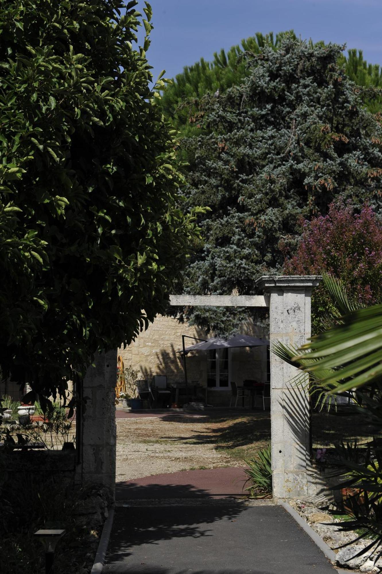 Jardin D'Arcy - Chambres D'Hotes Avec Piscine Et Spa Bois Zewnętrze zdjęcie